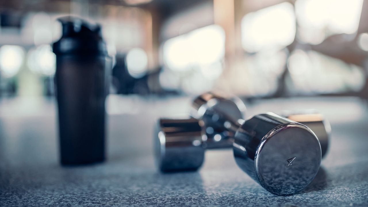 Eat healthy, exercise regularly and enjoy losing weight with Spacefit.